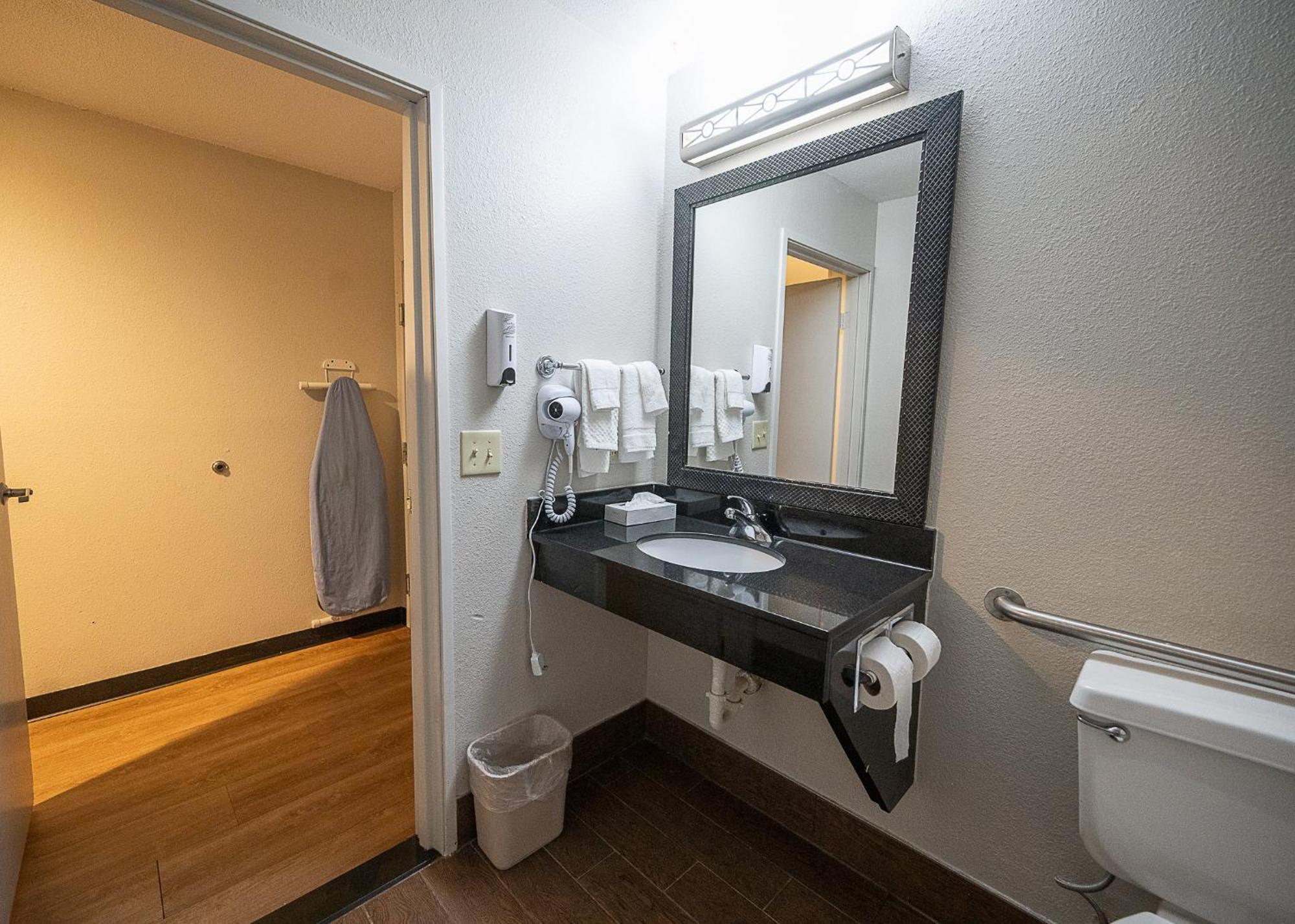 Red Roof Inn & Suites Danville, Il Zewnętrze zdjęcie